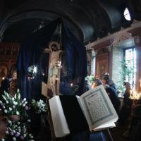 Великий Четверг. В храме святого пророка Иоанна Предтечи в Калуге прошли уставные богослужения