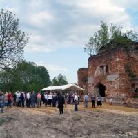 в день перенесения мощей святителя Николая, архиепископа Мир Ликийских, чудотворца, игумен Мефодий (Пронькин) в сопровождении клириков храма принял участие в молебне и закладке капсулы с миром в стену восстанавливающегося храма в честь святителя в Авчурино