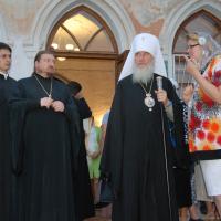 Митрополит Калужский и Боровский Климент, глава Калужской митрополии, совершил вечернее богослужение в храме святителя Николая в Калужской области, Ферзиковского района, село Авчурино, архипастыря сопровождал игумен Мефодий (Пронькин)