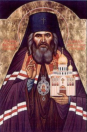 Архиепископ Иоанн родился 4/17 июня 1896 г. на юге России в селе Адамовка Харьковской губернии. При святом крещении он был наречен Михаилом в честь Архистратига Небесных Сил Михаила Архангела.