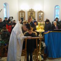 на Рождество Господа нашего Иисуса Христа, в храме Успения Пресвятой Богородицы что в Ахлебинино была совершена Божественная литургия. Совершил богослужение клирик Предтеченского храма Калуги иерей Евгений Холявко