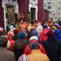 в Светлый понедельник в храме святого пророка Иоанна Предтечи в Калуге собором духовенства были совершены Пасхальные часы и Божественная литургия, предстоял игумен Мефодий (Пронькин)