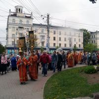 в Неделю 6-ю по Пасхе, о слепом, день памяти апостола и евангелиста Иоанна Богослова, в храме святого пророка Иоанна Предтечи были совершены воскресные богослужения. В субботу вечером было совершено всенощное бдение