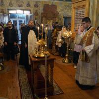 Вознесение Господне, в храме святого пророка Иоанна Предтечи в Калуге были совершены торжественные богослужения, начавшиеся накануне вечером всенощным бдением с чтением паримий и литией, собравшем в стенах храма полторы сотни прихожан