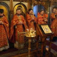 Святая Церковь чтит ангельские чины. Празднование Собора Архистратига Божия Михаила и прочих Небесных Сил бесплотных установлено в начале IV века на Поместном Лаодикийском Соборе, бывшем за несколько лет до Первого Вселенского Собора. Лаодикийский Собор 35-м правилом осудил и отверг еретическое поклонение ангелам как творцам и правителям мира и утвердил православное их почитание.