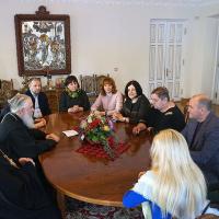 настоятель Предтеченского храма, секретарь Калужской епархии, принял участие во встрече митрополита Калужского и Боровского Климента, главы Калужской митрополии, с сотрудниками Посольства и представителями муниципалитетов и министерства туризма Республики Болгария, проходившей в зале официальных приемов Калужской епархии