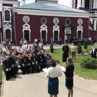 в День славянской письменности и культуры, по благословению митрополита Калужского и Боровского Климента, у стен храма святого пророка Иоанна Предтечи, после Божественной литургии состоялся праздничный концерт, собравший представителей духовенства города и мирян