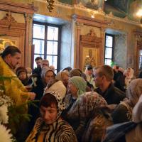 Святая Церковь празднует Обрезание Господне и память своего верного святителя Василия Великого. В Предтеченском храме были совершены праздничные богослужения - накануне вечером всенощное бдение, утром литургия