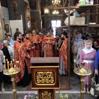 Усекновение Честной главы Иоанна Предтечи, престольный праздник храма святого пророка Иоанна Предтечи в Калуге. В день своего рождения царь Ирод устроил пир, на котором дочь Иродиады Саломия плясала перед гостями и угодила Ироду