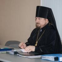 настоятель храма святого пророка Иоанна Предтечи, секретарь Калужской епархии игумен Мефодий (Пронькин), по благословению митрополита Калужского и Боровского Климента, возглавил работу собрания Комиссии по монастырям и монашеству