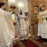 Святая Церковь чтит ангельские чины празднуя собор архистратига Михаила, празднование установлено в начале IV века на Поместном Лаодикийском Соборе, бывшем за несколько лет до Первого Вселенского Собора. Лаодикийский Собор 35-м правилом осудил и отверг еретическое поклонение ангелам как творцам и правителям мира и утвердил православное их почитание