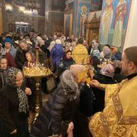 в Неделю 28-ю по Пятидесятнице, святых праотец, в храме сваятого пророка Иоанна Предтечи в Калуге были совершены праздничные воскресные богослужения. К праотцам относятся ветхозаветные патриархи, рассматриваемые как родоначальники человечества в целом