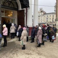 Приглашаем всех в Предтеченский храм за Крещенской водой. В храме святого пророка Иоанна Предтечи в Калуге Крещенская вода будет раздаваться верующим до 19.30, с собой нужно иметь ёмкость