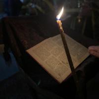 вечером, в храме святого пророка Иоанна Предтечи было совершено особое великопостное богослужение 