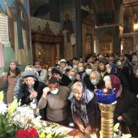 в Великую Пятницу, по обыкновению в 14:00 собором духовенства в храме святого пророка Иоанна Предтечи в Калуге была соверешна вечерня с чином выноса плащаницы Спасителя, затем было совершено малое повечерие с чтением канона