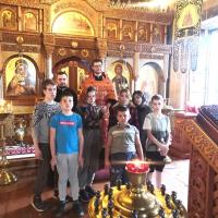 подростки из социального реабилитационного центра «Надежда» посетили наш духовно-просветительский мессионерский центр. Ребятам было рассказано о дне памяти жен-мироносиц, о служении, которое несли эти женщины и о православной традиции понимания именно этого праздника, а не 8-го марта, как женского дня