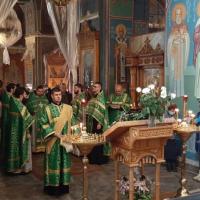 Церковь вспоминает преставление преподобного Сергия, игумена Радонежского, всея России чудотворца, в честь которого в храме святого пророка Иоанна Предтечи в Калуге освящен южный придел. Накануне вечером собором духовенства было совершено всенощное бдение
