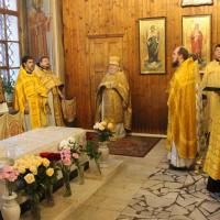в годовщину памяти со дня кончины архимандрита Доната, настоятель храма святого пророка Иоанна Предтечи в Калуге сослужил за литургией в храме святых Жен Мироносиц в Калуге собравшимся почтить усопшего собрата клирикам