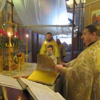 в храме святого пророка Иоанна Предтечи были совершены воскресные богослужения Недели 30 по Пятидесятнице, пред Богоявлением. Собор духовенства, возглавил которое настоятель храма, серкетарь Калужской епархии, игумен Мефодий (Пронькин) накануне вечром совершил всенощное бдение