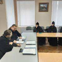 по благословению митрополита Калужского и Боровского Климента, настоятель храма святого Иоанна Предтечи в Калуге, секретарь епархии игумен Мефодий (Пронькин), принял участие в работе собрания Комиссии по монастырям и монашеству Калужской епархии, которое возглавил викарий Калужской епархии епископ Тарусский Леонид