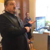 В воскресенье 12 марта в стенах Предтеченского духовно-просветительского центра проходил семинар родителей воскресной школы с доцентом Сретенской духовной академии, кандидатом психологических наук Татьяной Павловной Войтенко. Тема семинара «Великий пост: как прожить его вместе с детьми, чтобы стать ближе друг к другу» актуальна в эти дни, особенно для данной аудитории слушателей.