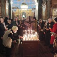 25 марта православные христиане отмечают третью поминальную субботу Великого поста. В марте 2023 года, согласно церковному календарю, отмечается три дня поминовения усопших. Родительские субботы приходятся на 11, 18 и 25 числа. Третья поминальная суббота приходится на четвертую Крестопоклонную седмицу Великого поста.