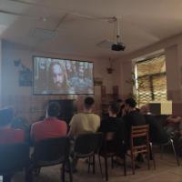 В рамках прохождения миссионерской практики у студентов 3го курса Калужской духовной семинарии, проходящей на базе храма Святого Пророка Предтечи и Крестителя Господня Иоанна под руководством миссионера храма Литвинова Кирилла, была совершена поездка в центр по реабилитации наркозависимых.