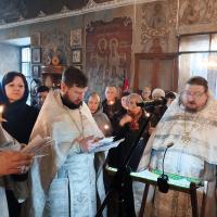 29 марта православные христиане отмечают третию поминальную субботу Великого поста. Согласно церковному календарю, в 2025 году, три дня поминовения усопших. Родительские субботы приходятся на 15, 22 и 29 марта. Поскольку вторая Родительская суббота Великого поста в 2025 году выпадала на день памяти Сорока Севастийских мучеников, то есть на 22 марта, то эту Родительскую субботу не отмечали. Третья поминальная суббота приходится на четвертую Крестопоклонную седмицу Великого поста.