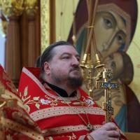 14 июля Православная Церковь совершает память святых бессребреников и чудотворцев Космы и Дамиана, мучеников Римских. В калужском храме, посвященном их святым именам, состоялись праздничные богослужения.  В сам день праздника Божественную литургию возглавил Глава Калужской митрополии митрополит Калужский и Боровский Климент.