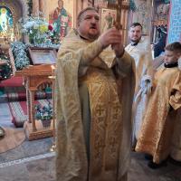 18 января, в Навечерие Богоявления, Крещенский сочельник, в храме святого пророка Иоанна Предтечи в Калуге были совершены праздничные, воскресные богослужения. Начался богослужебный день накануне вечером с всенощного бдения. Возглавил богослужения настоятель храма, игумен Мефодий (Пронькин).