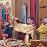 5 июля, Неделя 5-я по Пятидесятнице, в храме святого пророка Иоанна Предтечи были совершены Воскресные богослужения - всенощное бдение, совершенное соборно клиром храма, утром были совершены две Божественные литургии.
