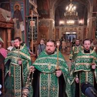 1 августа, Православная Церковь празднует 123 год со дня обретения мощей великого русского святого преподобного Серафима Саровского. Это событие произошло летом 1903 года в Сарове. В этот день мощи святого были торжественно открыты для всеобщего почитания.  В Сарове в тот день собралось не менее трехсот тысяч человек.  Торжеств, подобных Серафимовым, Россия не помнит. Люди плакали от радости, видя, как государь, Великие князья несут на своих плечах мощи дивного угодника Божия.